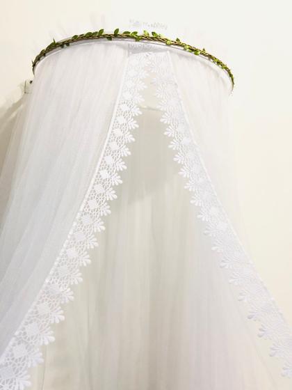 Imagem de Dossel folhas com renda larga e tule mosquiteiro para berço