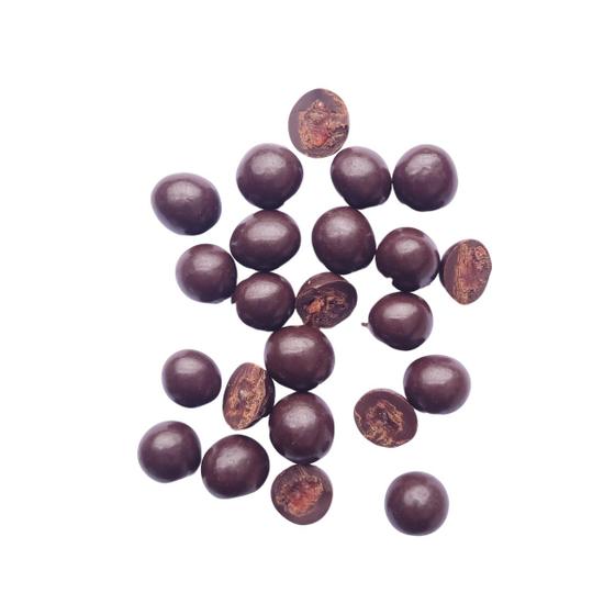 Imagem de drageado de chocolate 70% com morango 300g