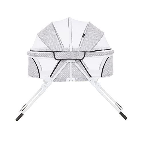 Imagem de Dream On Me Karley Plus Bassinet Portátil de Dobra Rápida com Dossel Removível em Cinza Tempestade