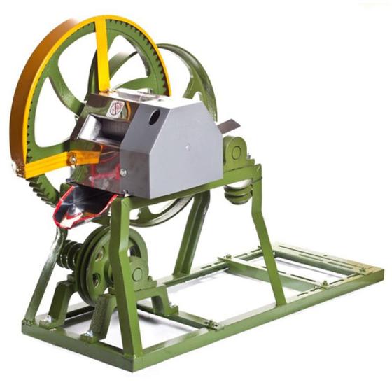 Imagem de Engenho De Cana De Ferro B200 Lts Para Motor A Gasolina Botini
