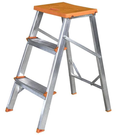 Imagem de Escada resistente três degraus dobrável uso domestico ágata