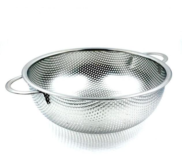 Imagem de ESCORREDOR DE INOX PARA MACARRÃO COM ALÇA MULTIUSO 25cm