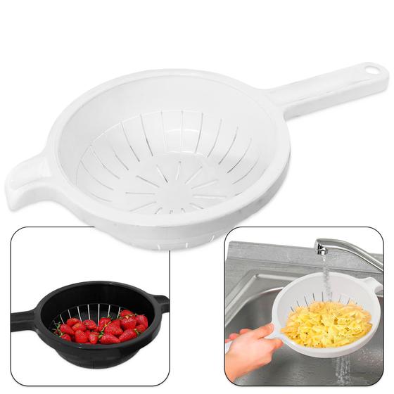 Imagem de Escorredor Multiuso Preto ou Branco Com Cabo Alça Multiuso para Frutas, Arroz, Massas, Macarrão