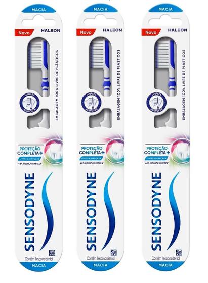 Imagem de Escova De Dente Ext Macia Proteção Completa Sensodyne Kit X3