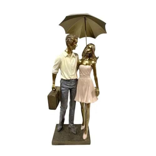 Imagem de Escultura Família Casal Guarda-chuva E Mala Em Resina 40cm