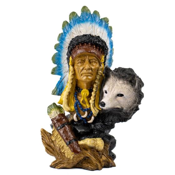 Imagem de Escultura Índio Xamã com Lobo Lado Cocar 24 cm em Resina