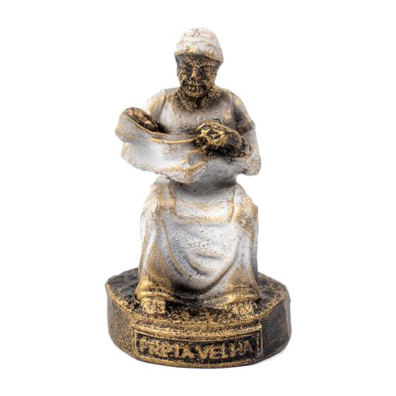 Imagem de Escultura Preta Velha Branca Vintage em Resina 7,5 cm