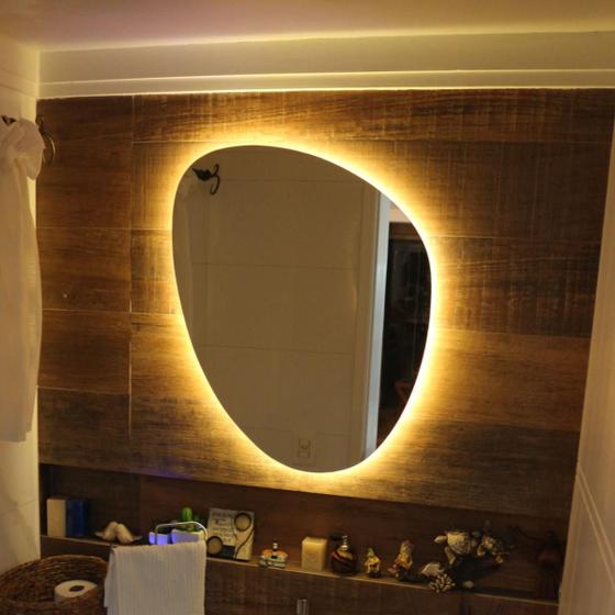 Espelho Orgânico Decorativo Com Led Sala Banheiro 70x50cm Fonte Slim Menor preço em Espelho Orgânico Decorativo Com Led Sala Banheiro 70x50cm Fonte Slim