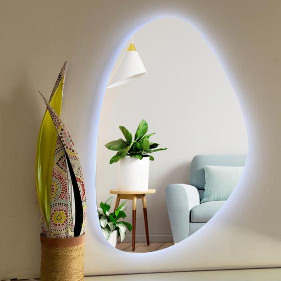 Imagem de Espelho Orgânico Lapidado com LED 70x45cm com Led À PILHA ou FONTE