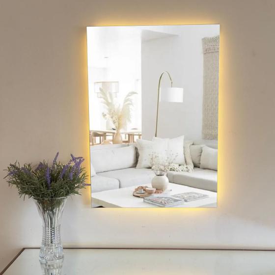 Imagem de Espelho RETANGULAR 50x60cm com LED À PILHA OU FONTE Espelho para Banheiro