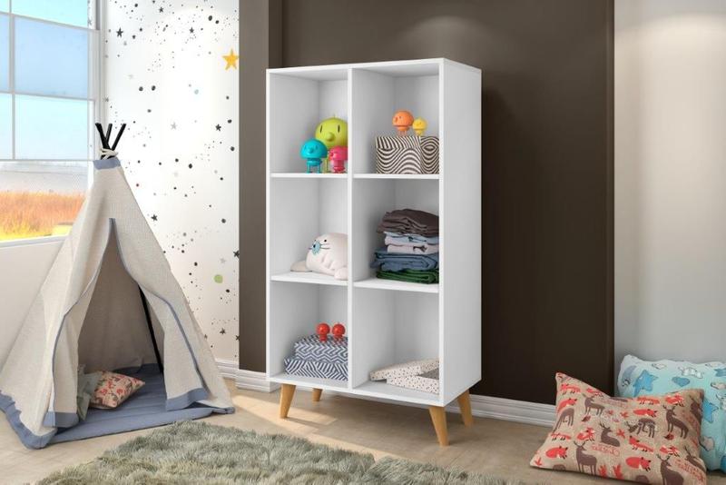 Imagem de Estante Montessoriana Com 6 Nichos Estilo Retrô Com Pés em Madeira Cor Branco