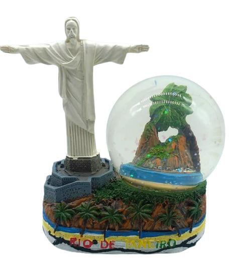 Imagem de Estátua Decorativa Em Resina Com Globo E O Cristo Redentor