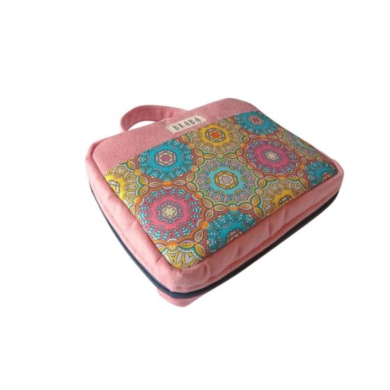 Imagem de Estojo Bolsa Porta Óleos Essenciais Organizador 24 Frascos de 10ml e 15ml Mandalas Rosa - Braba