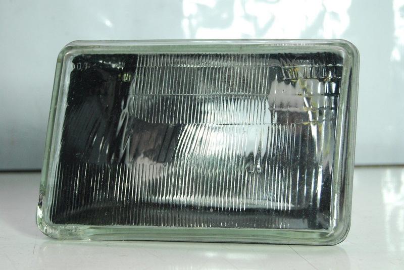 Imagem de Farol fiat 147 panorama europa 81 a 83 original cibié