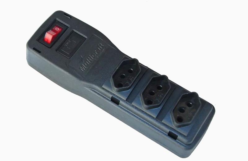 Imagem de Filtro de Linha 3 Tomadas NBR e Fusível de segurança - Plug In sem cabo