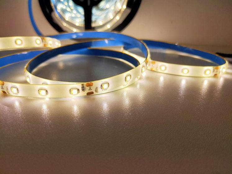 Imagem de Fita de led 3528 5m com fonte prova da chuva