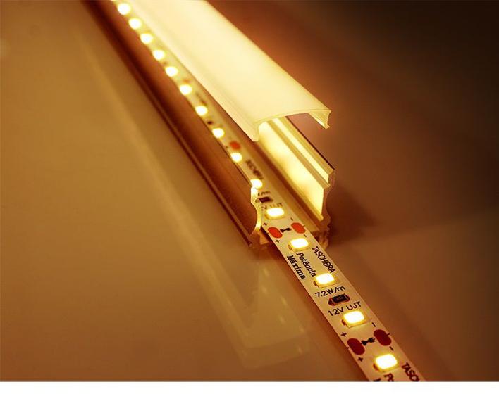 Imagem de Fita De Led Pro 7,2w 90 Leds/M 25m 12v Ip20 2700k -Taschibra