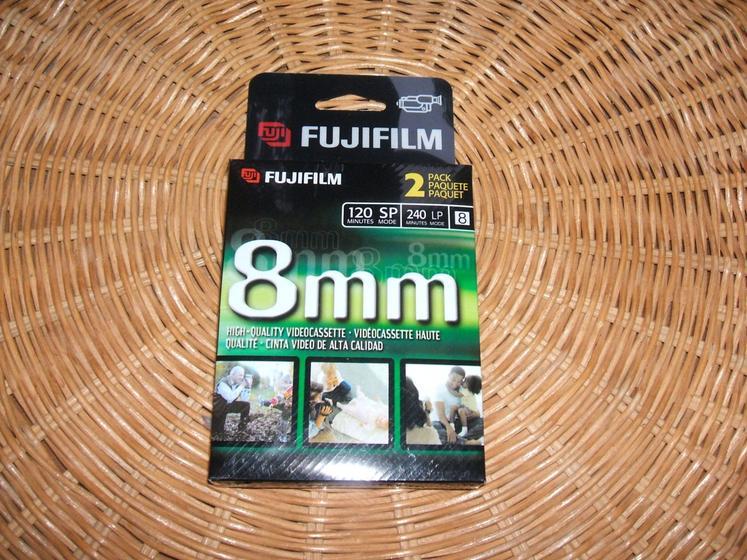 Imagem de Fita VHS Fujifilm P6-120 8mm em Branco (Pacote com 2) - 120 Minutos