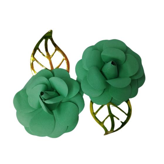 Imagem de Flores de papel rosas para decoração e topo de bolo em várias cores - KIT 6 UNID