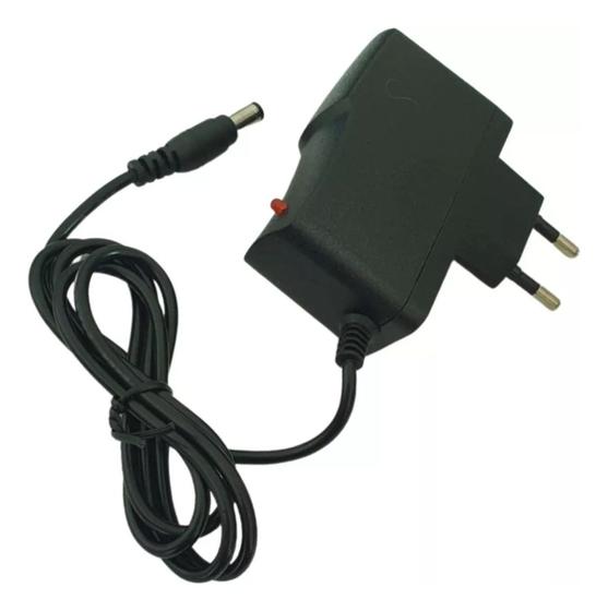 Imagem de Fonte 5V 2A DC Chaveada com Plug P4 5.5x2.1mm Bivolt 110V 220V (8009)