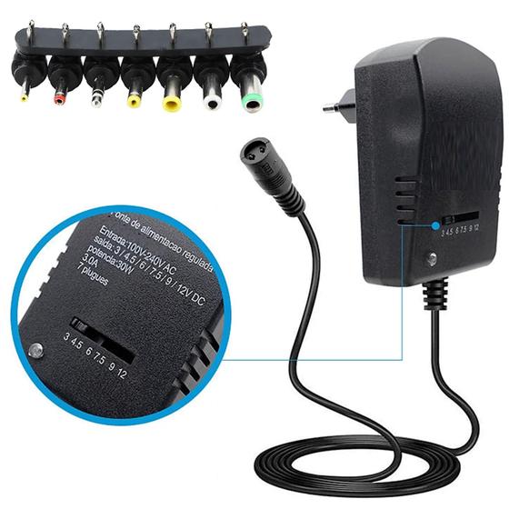 Fonte Univesal Regulável Entrega Bivolt Saida 3 4,5 6 7,5 9 12 V DC - LE2561 Menor preço em Fonte Univesal Regulável Entrega Bivolt Saida 3 4,5 6 7,5 9 12 V DC - LE2561