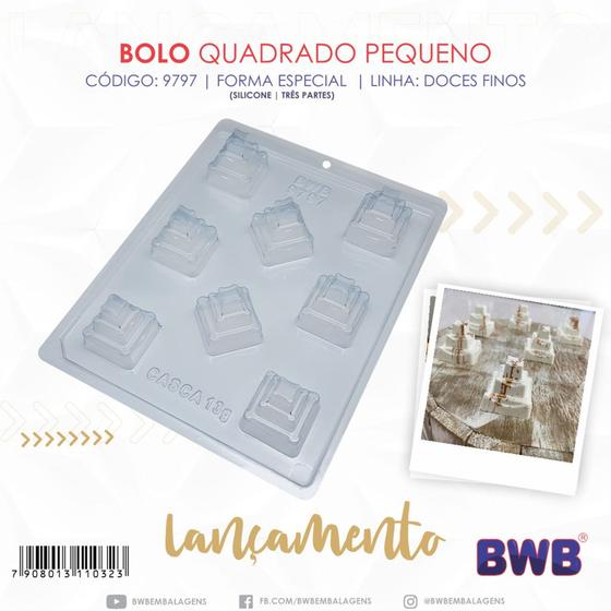 Imagem de Forma Especial (3 partes) para Chocolate BWB Bolo Quadrado Pequeno (9797)