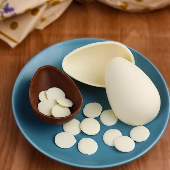 Imagem de Forma para Ovos de Páscoa Com Silicone Muito Prática com 3 Partes Cada Vários Formatos! Escolha o SEU