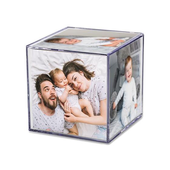 Foto Cubo de Acrílico Grande 9x9 cm - 1 unid Menor preço em Foto Cubo de Acrílico Grande 9x9 cm - 1 unid