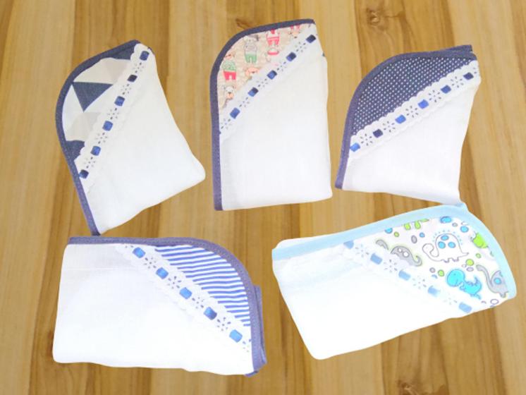 Imagem de Fraldinhas de Boca Bebê com Porta Chupetas kit com 5 Unidades 100% Algodão