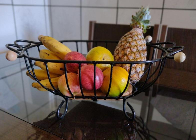 Imagem de Fruteira para mesa de ferro e madeira oval