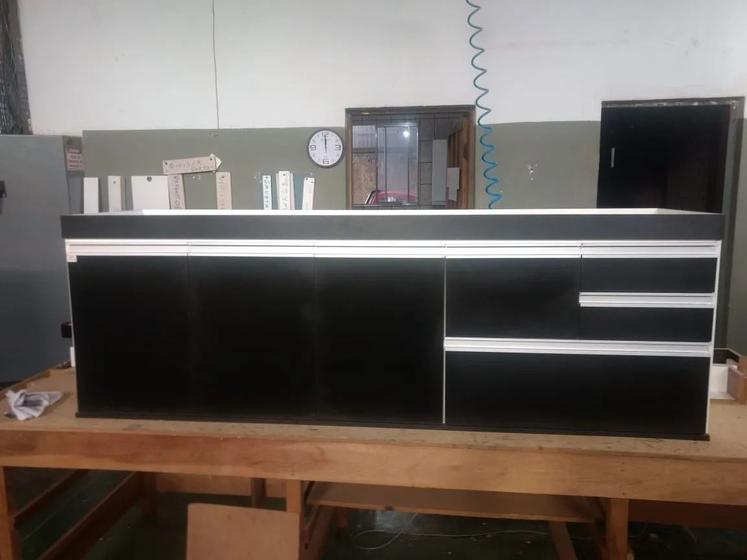 Imagem de Gabinete para pia de cozinha 1,80m Michelangelo Preto Fosco c/ lat. PRETO 100% MDF 15mm