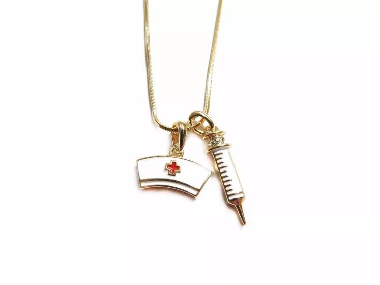 Imagem de Gargantilha Enfermagem Enfermeira Folheado a Ouro 18k