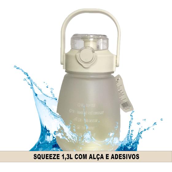 Imagem de Garrafa Squeeze Motivacional Academia Fitness Caminhada 1,3 Litros com Adesivos cor:Creme