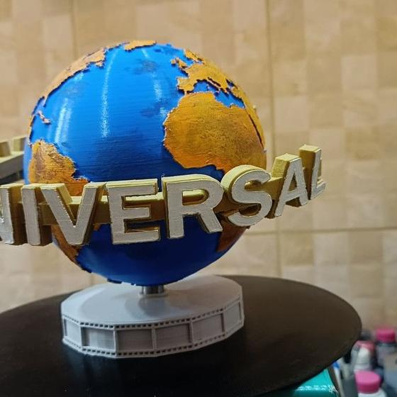 Imagem de Globo da Universal Studios Gira de Verdade