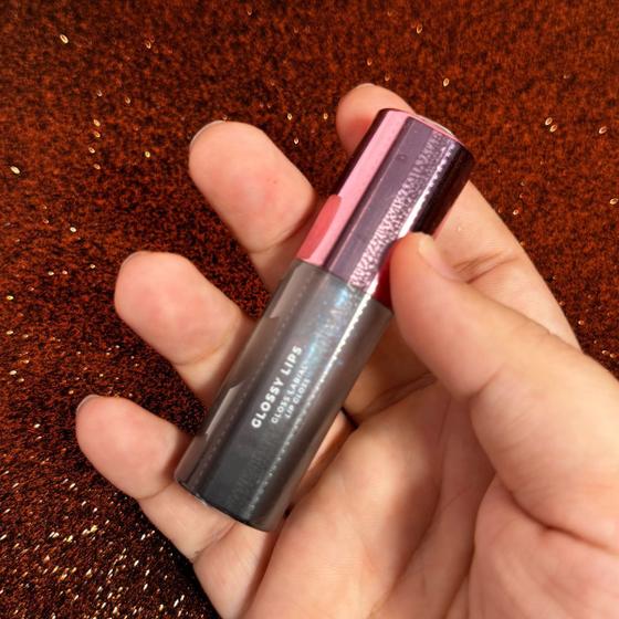 Imagem de Glossy lips obsidian moonstone - ruby rose