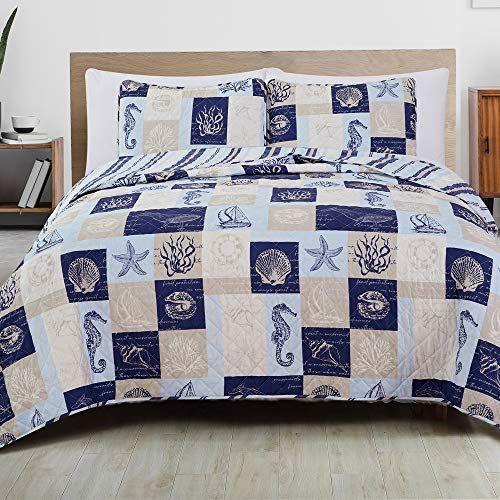 Imagem de Great Bay Home 3 Piece Náutica Reversível Quilt Set com Shams. Tema de praia Costeiro Colcha Coverlet. Coleção Caspian (Rei, Cáspio)