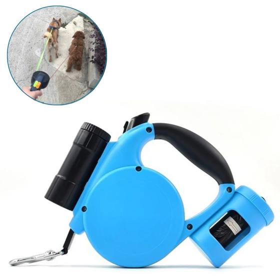 Imagem de Guia Para Cães Retratil Pet 4,5 Metros Resistente Com Lanterna E Porta Saquinho Reflexiva Automática 20Kg Giratória Animais Passeio Cães E Gatos