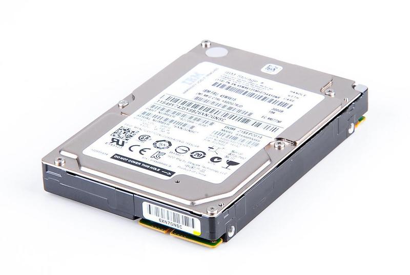 Imagem de Hd Ibm Sas 300Gb 15K Ibm Fru 45W9615