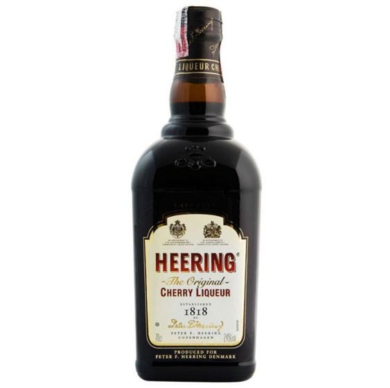 Imagem de Heering  Licor De Cerejas Pretas Cherry  700Ml