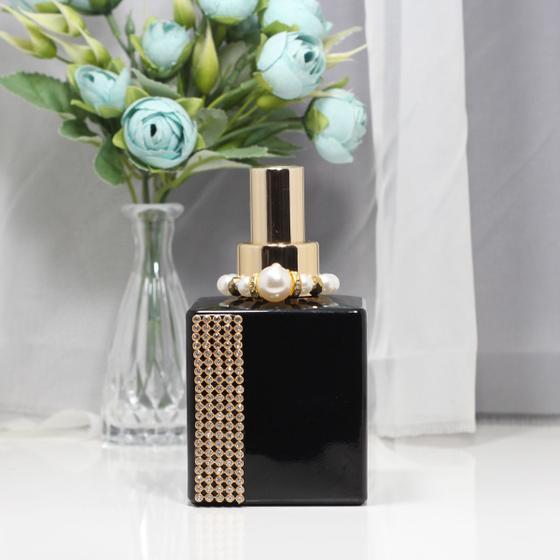 Imagem de Home Spray Preto Vidro Cubo Fancy dourado 5F