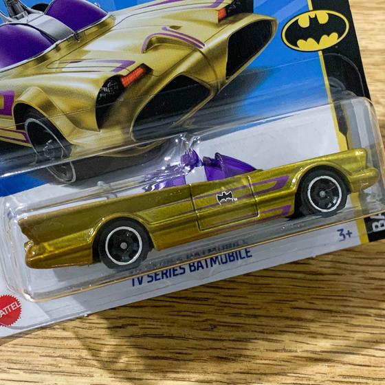 Imagem de Hot Wheels - TV Series Batmobile - HCW61