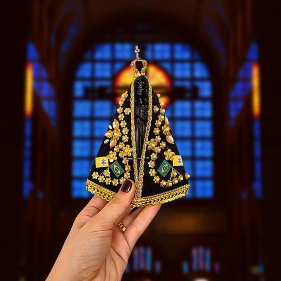 Imagem de Imagem N Senhora Aparecida Em Resina Com Manto E Coroa 19cm