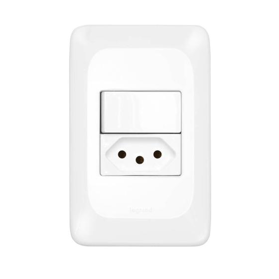 Imagem de Interruptor Com Tomada 10A PIAL PoP Simples Conjunto 4x2 LGX103