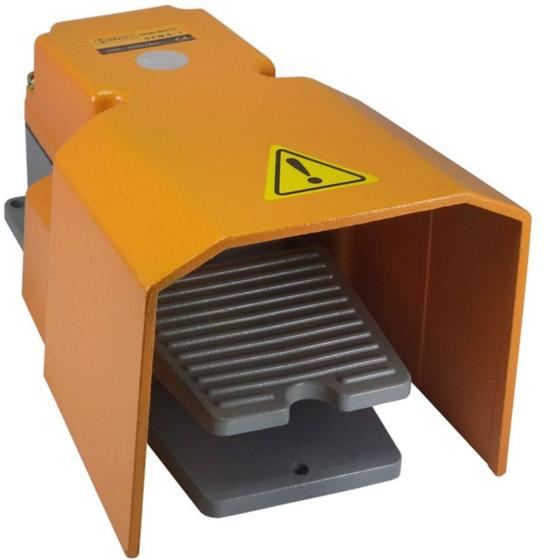 Imagem de Interruptor Pedal Pedaleira SFMS1 Corpo Metálico com Capa Protetora Superior e Lateral com 1 Contato Reversível