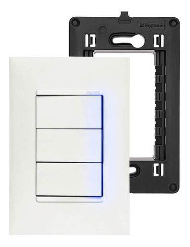 Imagem de Interruptor Triplo 4x2 3 Teclas (2 Paralelo + 1 Simples) Pial Plus+ Legrand