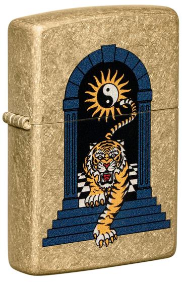 Imagem de Isqueiro de bolso Zippo Tiger com design de tatuagem em latão caído