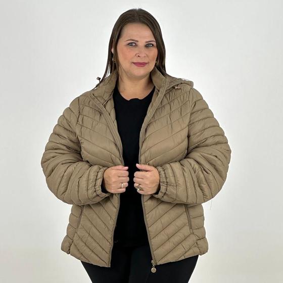 Imagem de Jaqueta de Nylon City Lady Plus Size Feminina