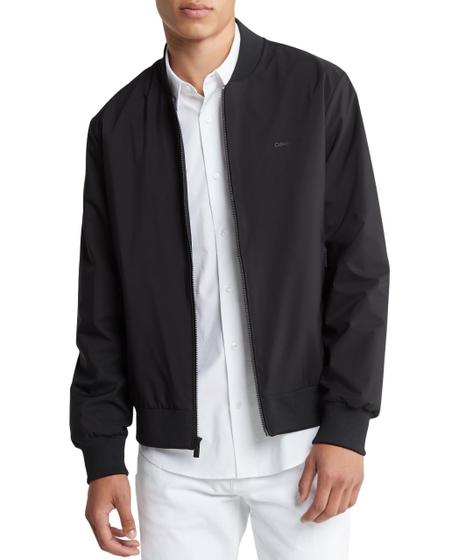 Imagem de Jaqueta masculina Calvin Klein com logotipo fosco Zip Bomber preta grande