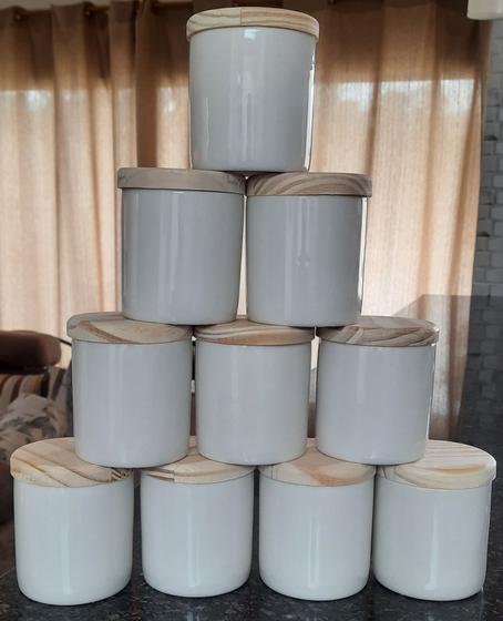 Imagem de Jogo 10 potes para kit Higiene bebê - Porcelana Off White com Tampa Pinus