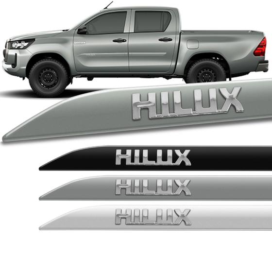 Imagem de Jogo de Friso Lateral Hilux 2005 a 2023 Cor Original Facão Alto Relevo Cromado